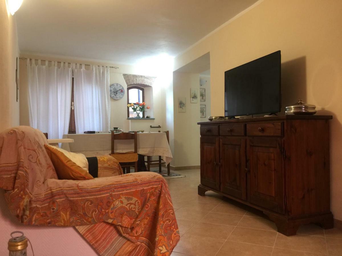 Casa Vacanze Elena Rometta エクステリア 写真