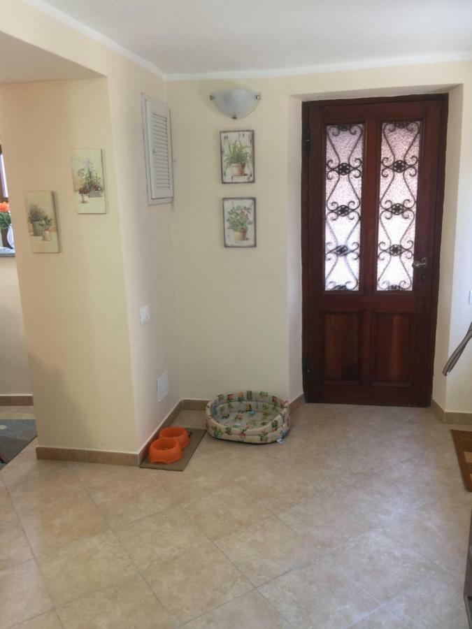 Casa Vacanze Elena Rometta エクステリア 写真