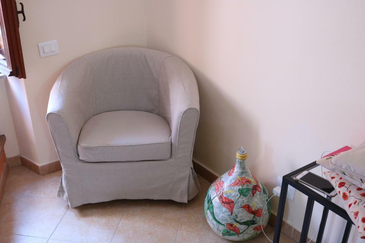 Casa Vacanze Elena Rometta エクステリア 写真